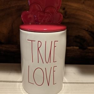 Rae Dunn "TRUE LOVE" Chocolate Strawberry 13.2 oz Candle